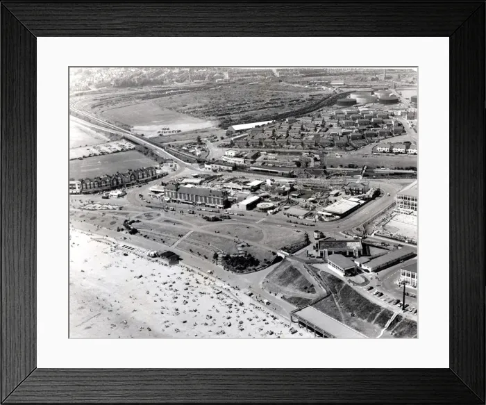 Framed Print : Barry - Island - Aerial shot of Barry Island with the pleasure park and Butlin Framed Print : Barry - Island - Aerial shot of Barry Island with the pleasure park and Butlin