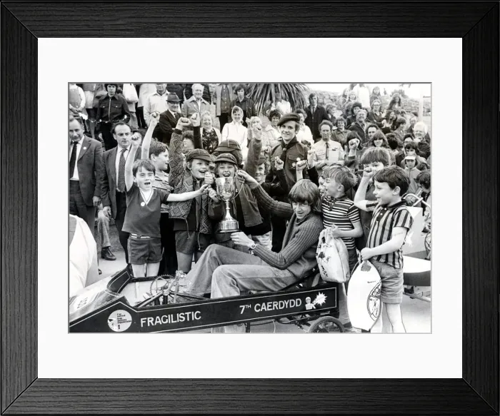 Framed Print : It was cheers all round from the cubs and scouts of the 7th Cardiff troop when they Framed Print : It was cheers all round from the cubs and scouts of the 7th Cardiff troop when they