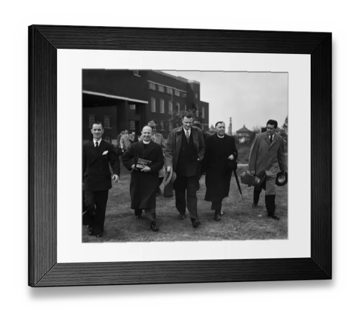 Framed Print : American evangelist Billy Graham visits Dagenham in Essex to give a speech during his