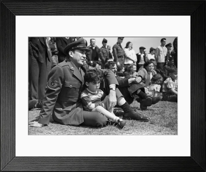 Framed Print : American evangelist Billy Graham visits Burtonwood in Lancashire to give a speech during Framed Print : American evangelist Billy Graham visits Burtonwood in Lancashire to give a speech during