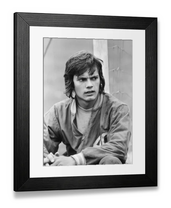 Framed Print : New Chelsea starlet, seventeen year old Ray Butch'Wilkins Framed Print : New Chelsea starlet, seventeen year old Ray Butch'Wilkins