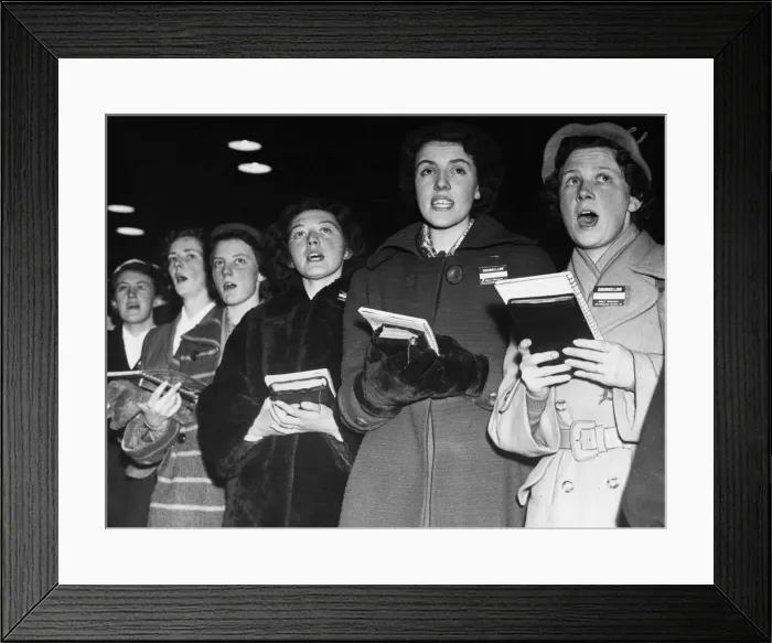 Framed Print : Billy Graham crusade march in Glasgow, Scotland. The Audience join in hymn singing Framed Print : Billy Graham crusade march in Glasgow, Scotland. The Audience join in hymn singing