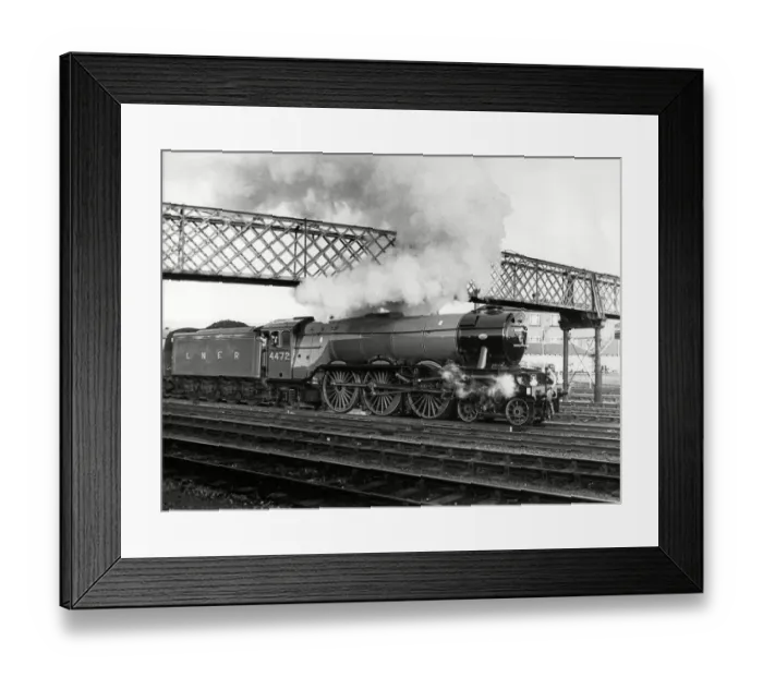 Framed Print : Flying Scotsman approaching Derby Station 15th December 1985 Framed Print : Flying Scotsman approaching Derby Station 15th December 1985