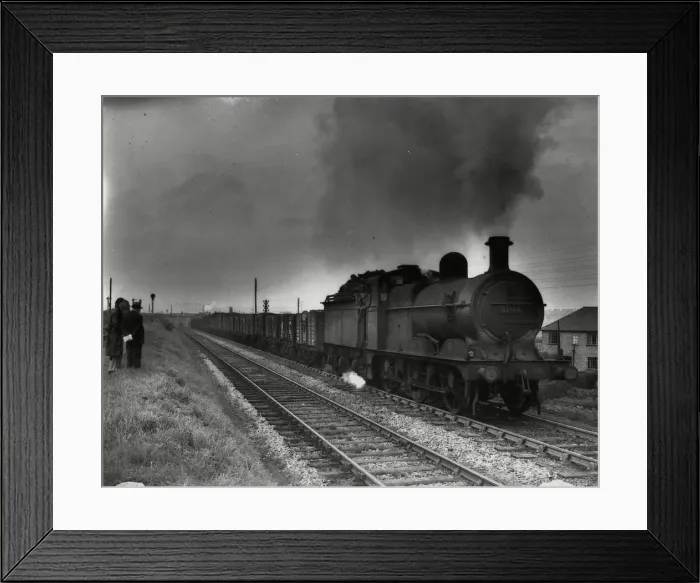 Framed Print : Locomotive 3799 designed by Nigel Gresley seen here hauling coal in Derbyshire