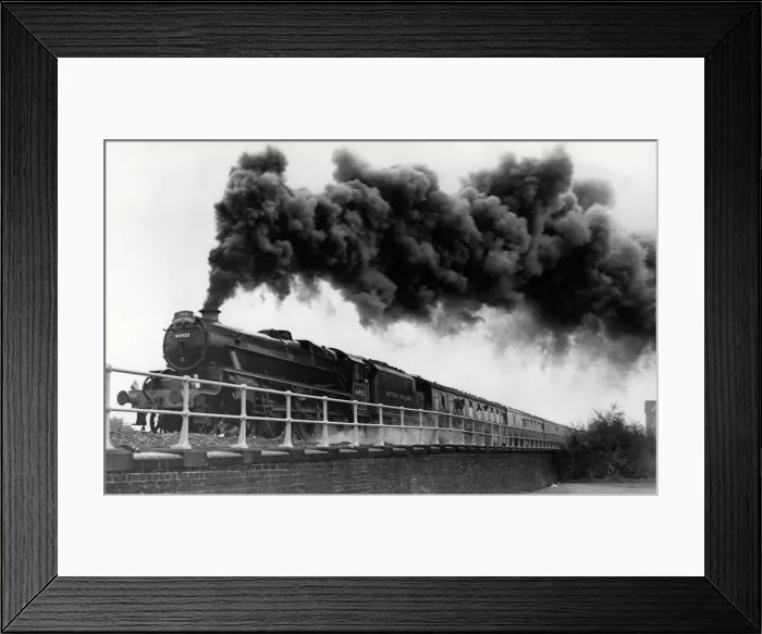 Framed Print : A Stanier 5 locomotive The Mancunian leaving Derby 15th October 1988