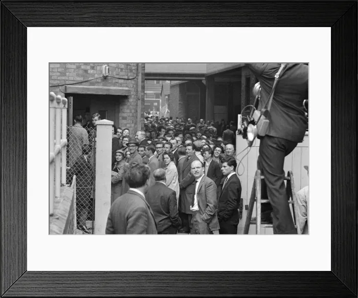 Framed Print : People queuing to take a look at Mercury spacecraft Friendship 7 Framed Print : People queuing to take a look at Mercury spacecraft Friendship 7