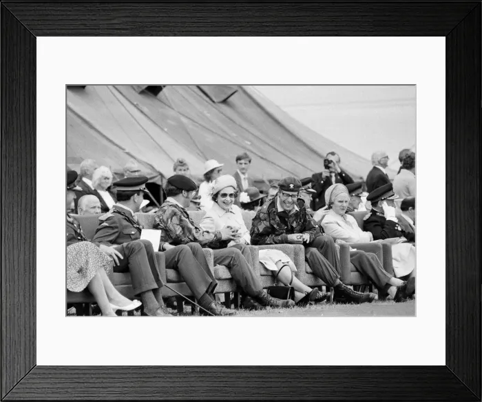Framed Print : Queen Elizabeth II visits Altcar Training Camp in Hightown, Merseyside. 29th June 1985 Framed Print : Queen Elizabeth II visits Altcar Training Camp in Hightown, Merseyside. 29th June 1985