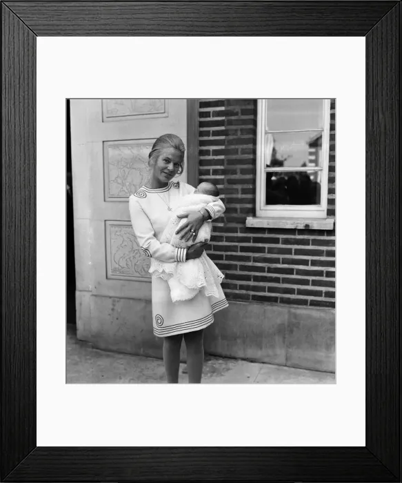 Framed Print : Katharine, Duchess of Kent leaving Kings College Hospital n Denmark Hill, London Framed Print : Katharine, Duchess of Kent leaving Kings College Hospital n Denmark Hill, London