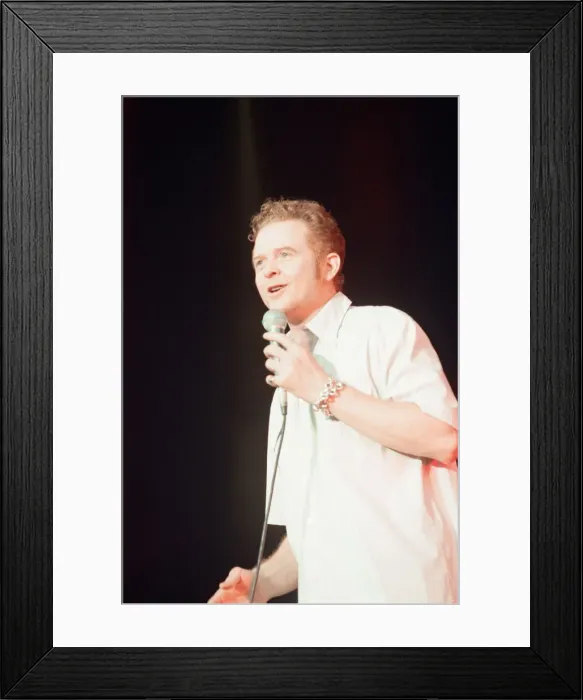 Framed Print : Simply Red, British soul and pop band in concert, Cardiff Castle, Cardiff, Wales Framed Print : Simply Red, British soul and pop band in concert, Cardiff Castle, Cardiff, Wales