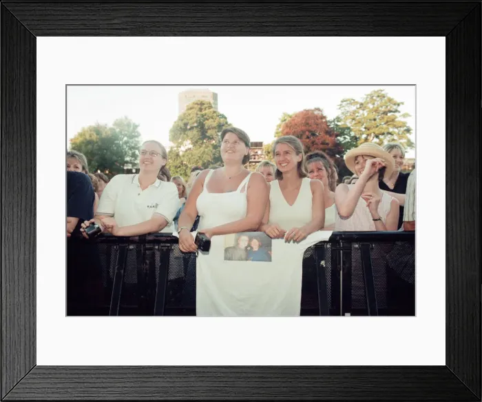 Framed Print : Crowd scenes at Simply Red concert, Cardiff Castle, Cardiff, Wales