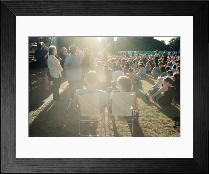 Framed Print : Crowd scenes at Simply Red concert, Cardiff Castle, Cardiff, Wales Framed Print : Crowd scenes at Simply Red concert, Cardiff Castle, Cardiff, Wales