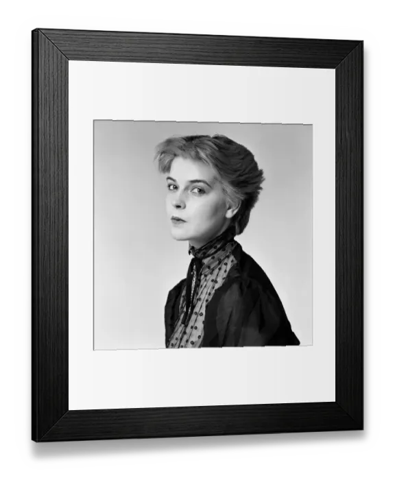 Framed Print : Studio portrait of Toyah Willcox. 15th August 1978 Framed Print : Studio portrait of Toyah Willcox. 15th August 1978