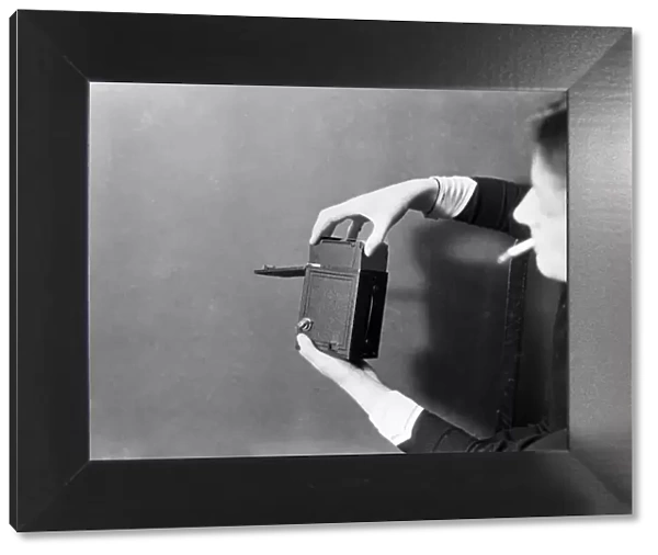 PICTURE 3 of the 14 SEQUENCE. The Box Camera - a series of pictures demonstrating how