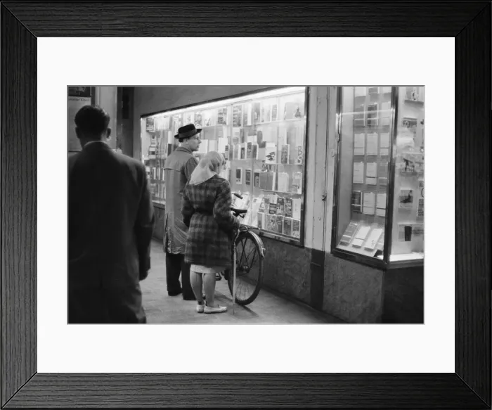 Framed Print : Scenes in West Berlin, West Germany showing daily life continuing as normal soon after Framed Print : Scenes in West Berlin, West Germany showing daily life continuing as normal soon after
