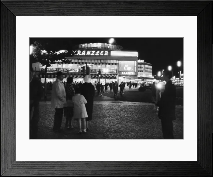Framed Print : Scenes in West Berlin, West Germany showing daily life continuing as normal soon after Framed Print : Scenes in West Berlin, West Germany showing daily life continuing as normal soon after