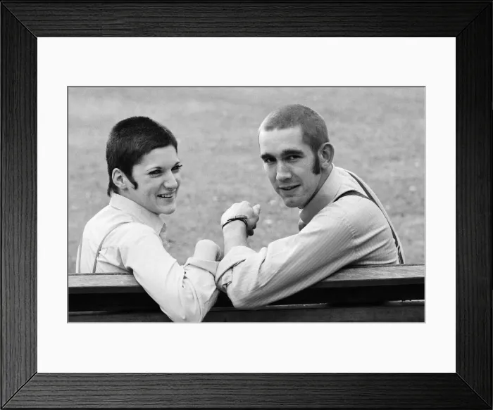 Framed Print : Skinhead couple Glenda Peake and Tony Hughes. 7th October 1969 Framed Print : Skinhead couple Glenda Peake and Tony Hughes. 7th October 1969