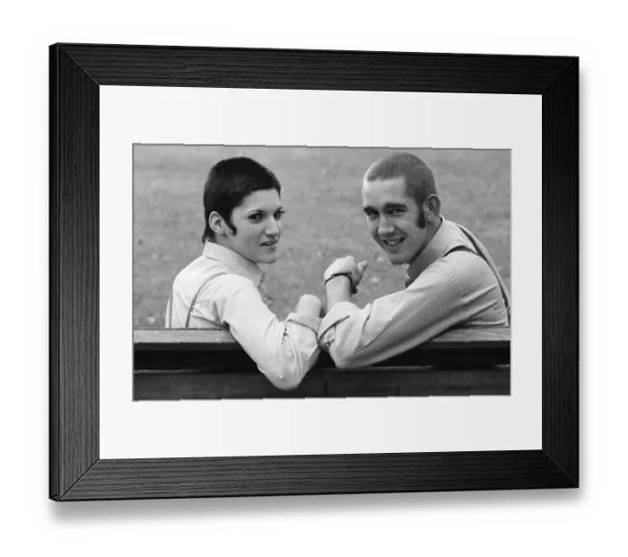 Framed Print : Skinhead couple Glenda Peake and Tony Hughes. 7th October 1969