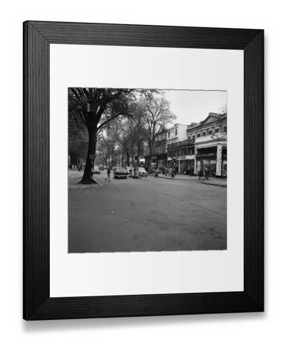 Framed Print : Scenes in Cheltenham, Gloucestershire. Pictured is The Promenade