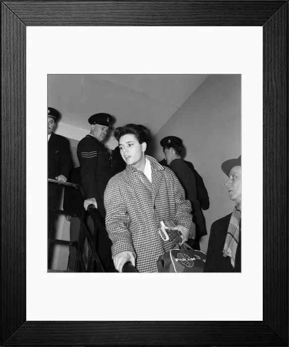 Framed Print : Cliff Richard pictured at London Airport, leaving for New York. 18th January 1960 Framed Print : Cliff Richard pictured at London Airport, leaving for New York. 18th January 1960