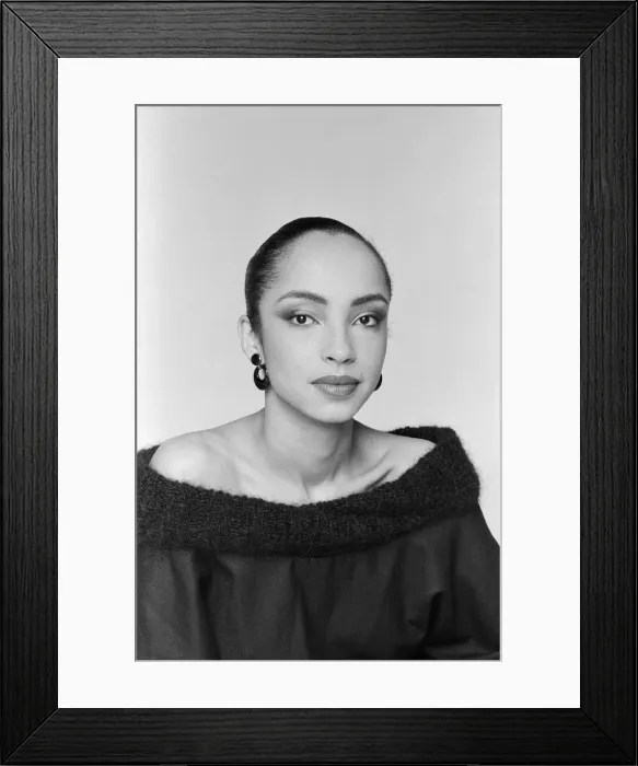 Framed Print : Sade, pictured in the studio, March 1984. Helen Folasade Adu Framed Print : Sade, pictured in the studio, March 1984. Helen Folasade Adu