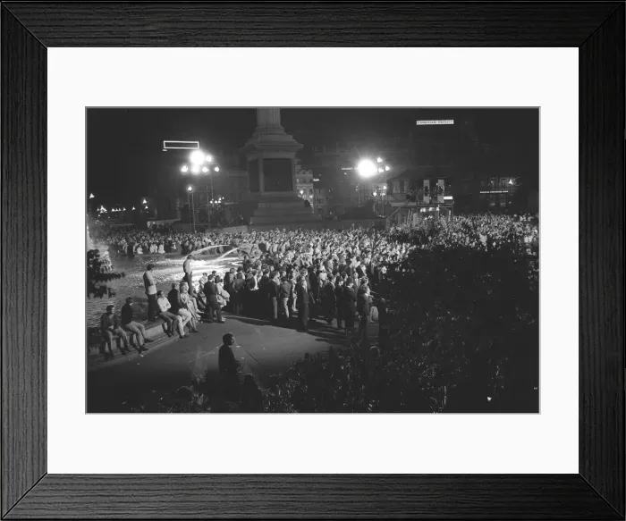 Framed Print : Trafalgar Square London July 1969 People gather late at night in Trafalgar Square Framed Print : Trafalgar Square London July 1969 People gather late at night in Trafalgar Square