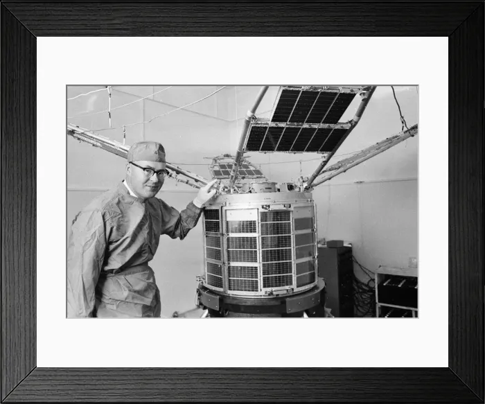 Framed Print : Full scale model of the Britains UK-3 Satellite, Friday 5th August 1966 Framed Print : Full scale model of the Britains UK-3 Satellite, Friday 5th August 1966