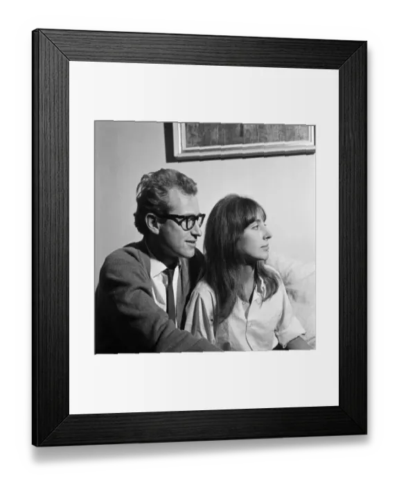 Framed Print : Bamber Gascoigne, TV personality and his wife Christina at home on Notting Hill, London