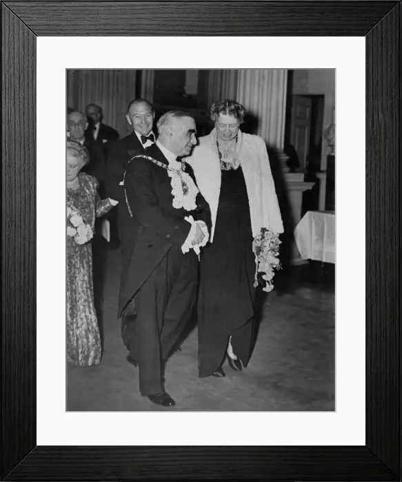 Framed Print : Mrs Anna Eleanor Roosevelt (wife of President of The United States of America Franklin D Framed Print : Mrs Anna Eleanor Roosevelt (wife of President of The United States of America Franklin D