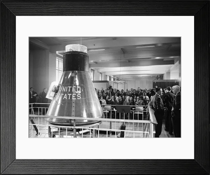Framed Print : Mercury spacecraft Friendship 7 at the Science Museum, London, October 1965 Framed Print : Mercury spacecraft Friendship 7 at the Science Museum, London, October 1965