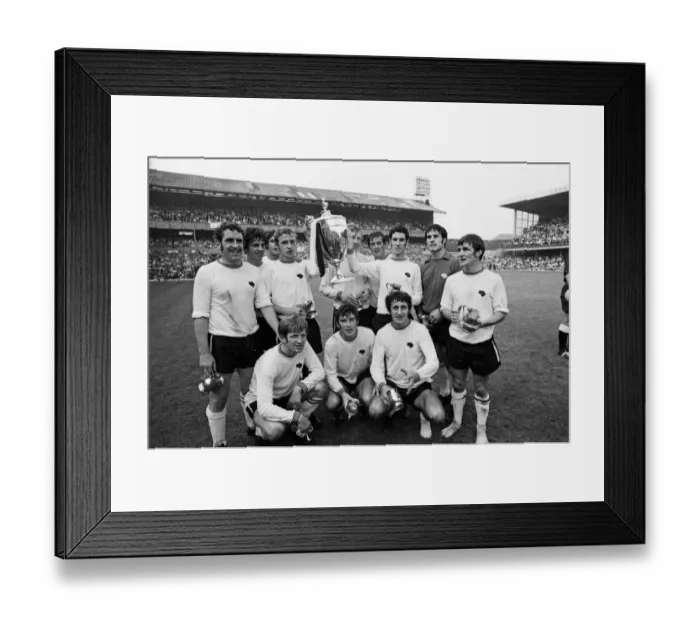 Framed Print : Watney Cup Final, Derby County v Manchester United. Final score 4-1 to Derby County