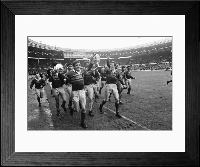 Framed Print : Leeds 11-10 Wakefield Trinity, Rugby League Challenge Cup Final match at Wembley Stadium Framed Print : Leeds 11-10 Wakefield Trinity, Rugby League Challenge Cup Final match at Wembley Stadium