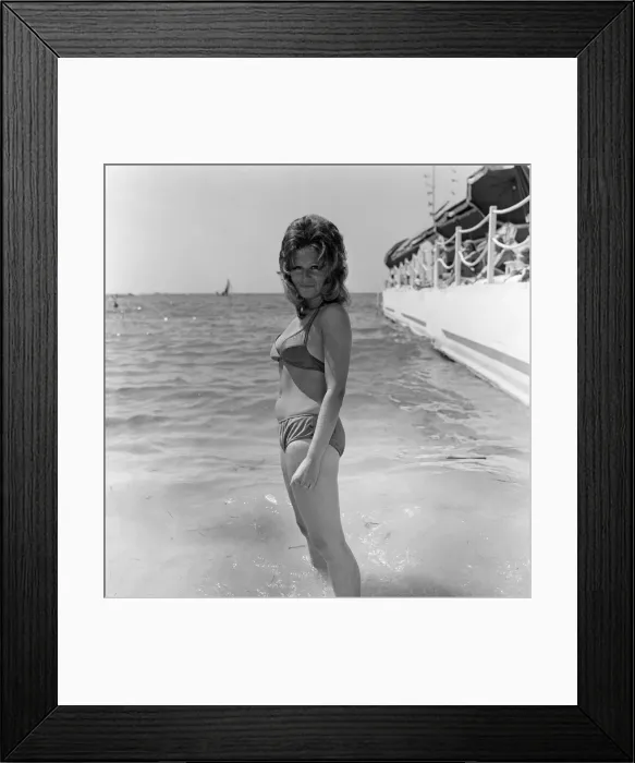 Framed Print : Mrs Hilary Aldrich, 25, from Sutton Coldfield, is a housewife Framed Print : Mrs Hilary Aldrich, 25, from Sutton Coldfield, is a housewife