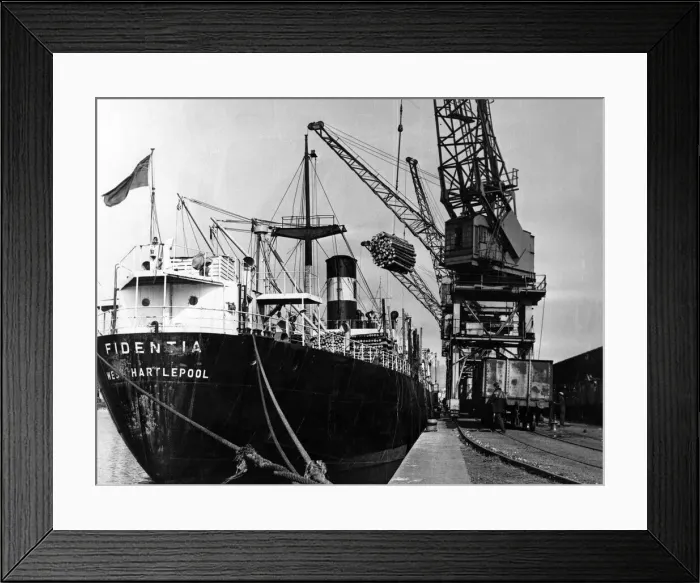 Framed Print : Cardiff Docks. 20th September 1963 Framed Print : Cardiff Docks. 20th September 1963