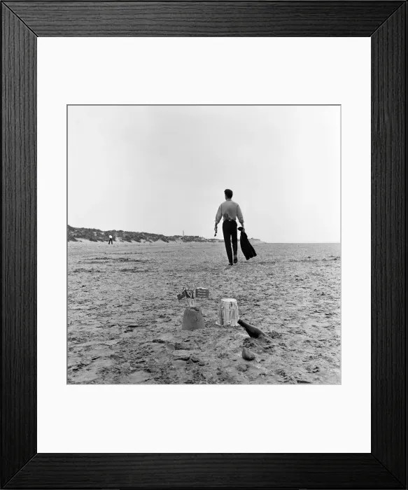Framed Print : Cliff Richard, Blackpool beach, Lancashire. 6th June 1963