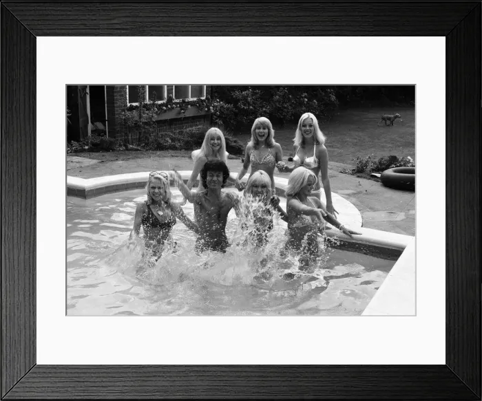 Framed Print : Lionel Blair has just acquired a new house in Bushey, Hertfordshire Framed Print : Lionel Blair has just acquired a new house in Bushey, Hertfordshire