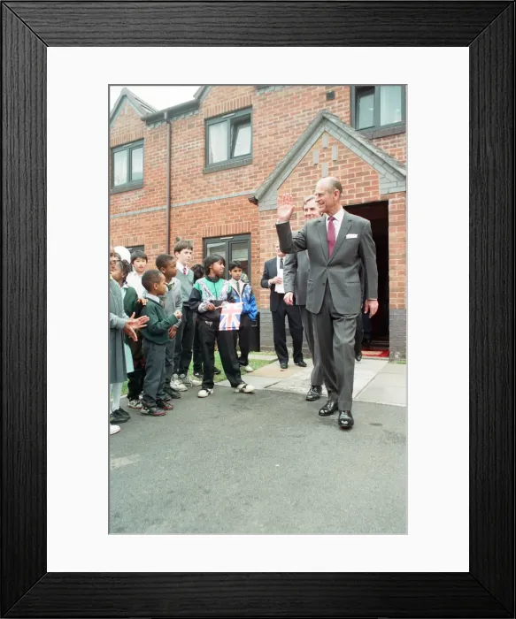 Framed Print : Prince Philip, Duke of Edinburgh tours the Century Drive housing development off Albert