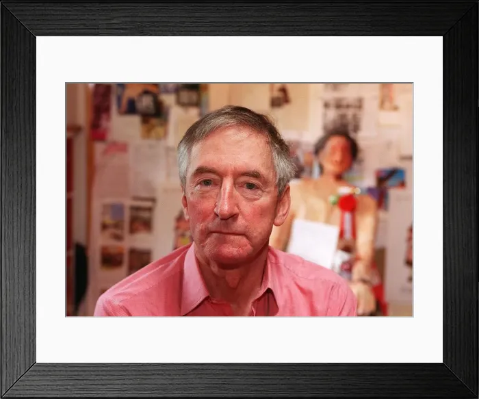 Framed Print : Raymond Briggs Author The Snowman Framed Print : Raymond Briggs Author The Snowman