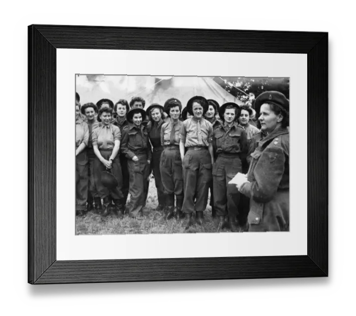 Framed Print : Personnel of Queen Alexandras Imperial Military Nursing service who were the first