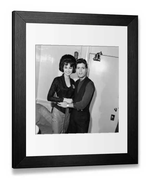 Framed Print : Cliff Richard and Catherine Loh, 19 years, who is Miss Malaysia
