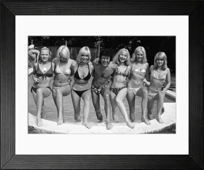Framed Print : Lionel Blair has just acquired a new house in Bushey, Hertfordshire Framed Print : Lionel Blair has just acquired a new house in Bushey, Hertfordshire