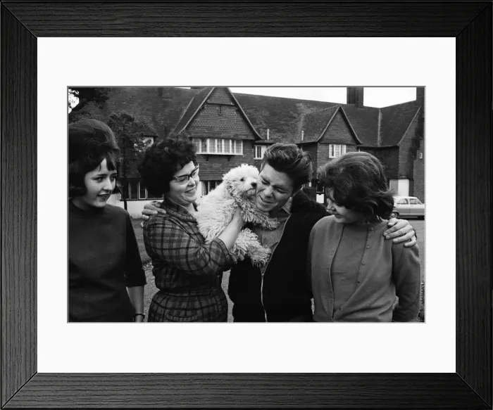 Framed Print : Cliff Richard at his tudor style mansion at Upper Nazeing, Essex Framed Print : Cliff Richard at his tudor style mansion at Upper Nazeing, Essex