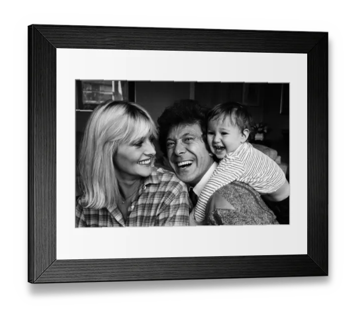 Framed Print : Lionel Blair pictured at home with his wife Susan and their son. 19th October 1983