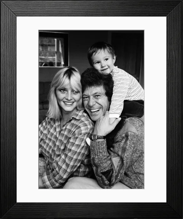 Framed Print : Lionel Blair pictured at home with his wife Susan and their son. 19th October 1983