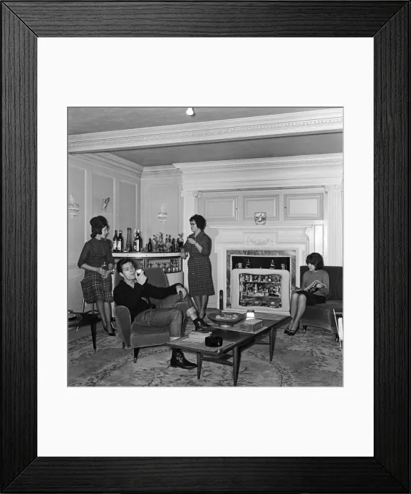 Framed Print : Cliff Richard at his tudor style mansion at Upper Nazeing, Essex Framed Print : Cliff Richard at his tudor style mansion at Upper Nazeing, Essex