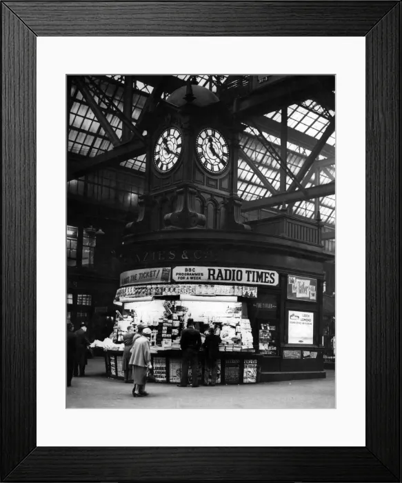 Framed Print : Glasgow Central station. 9th July 1956 Framed Print : Glasgow Central station. 9th July 1956