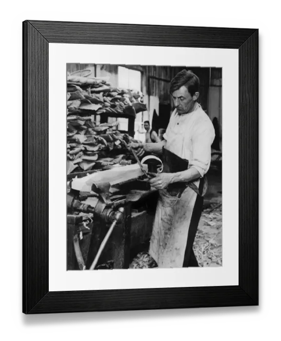 Framed Print : Cricket Bat Making 14th April 1932. A scene in a Midland sports manufacturers