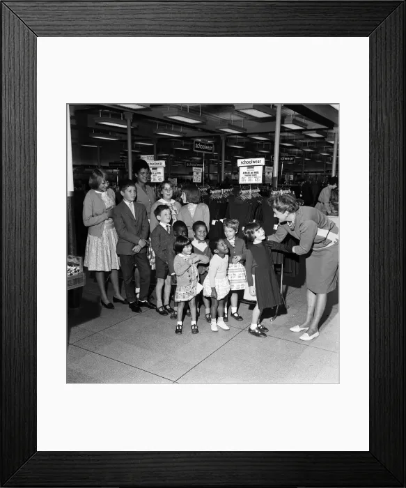 Framed Print : Mrs Van Ze Broeke, mother to 12 children at the Church of England Children Society Home Framed Print : Mrs Van Ze Broeke, mother to 12 children at the Church of England Children Society Home
