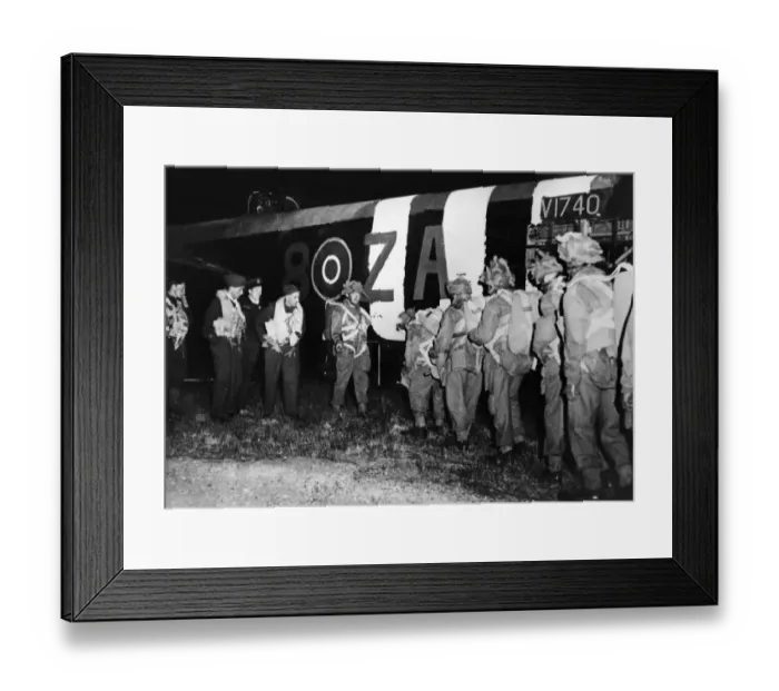 Framed Print : Allied troops proceed inland into Northern France on the mission to liberate France