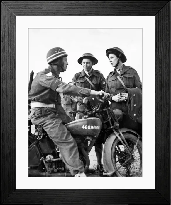 Framed Print : Allied troops proceed inland into Northern France on the mission to liberate France Framed Print : Allied troops proceed inland into Northern France on the mission to liberate France
