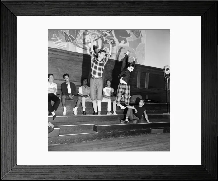 Framed Print : Liza Minnelli, the 17 year old daughter of Judy Garland Framed Print : Liza Minnelli, the 17 year old daughter of Judy Garland